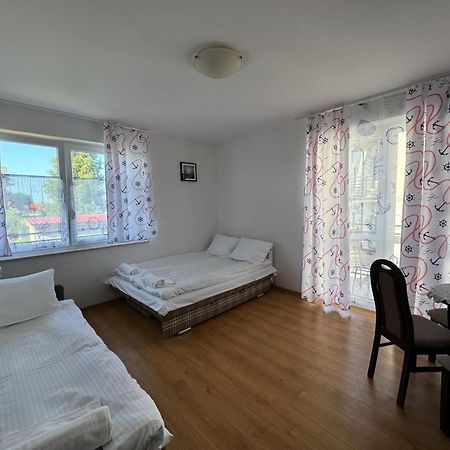 Hotel Sloneczny Brzeg Jarosławiec Exterior foto