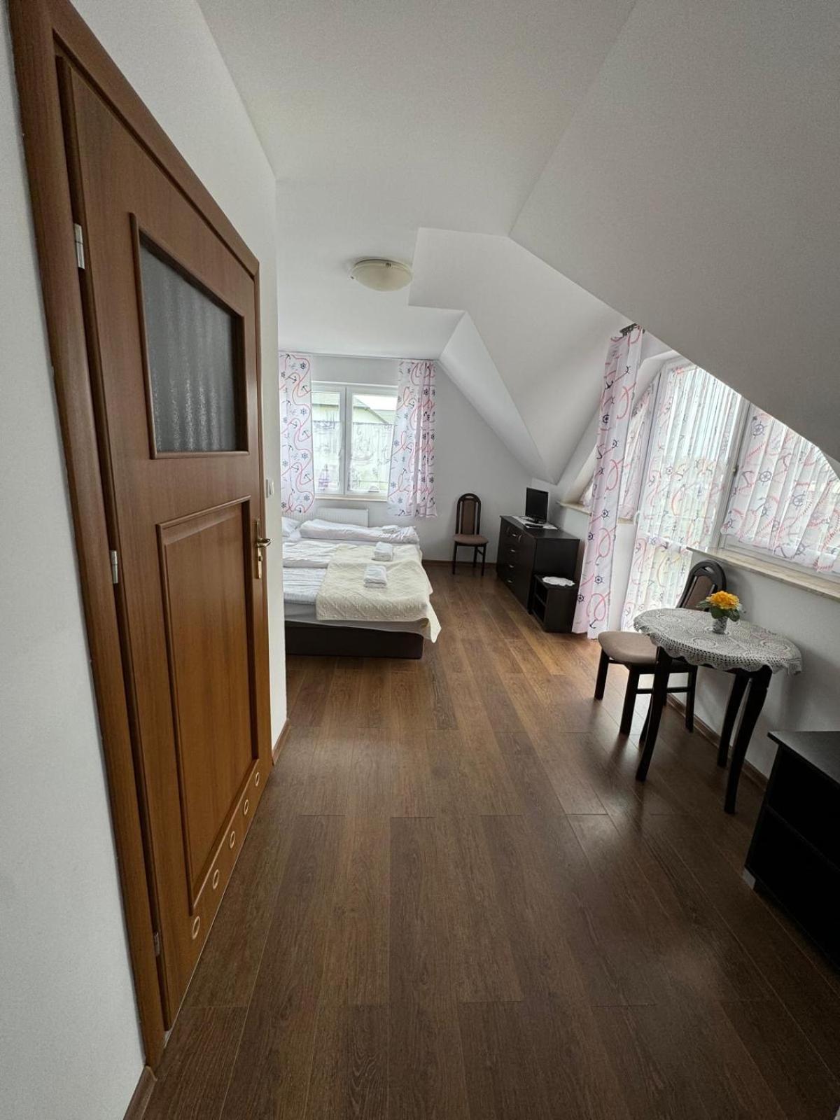 Hotel Sloneczny Brzeg Jarosławiec Exterior foto