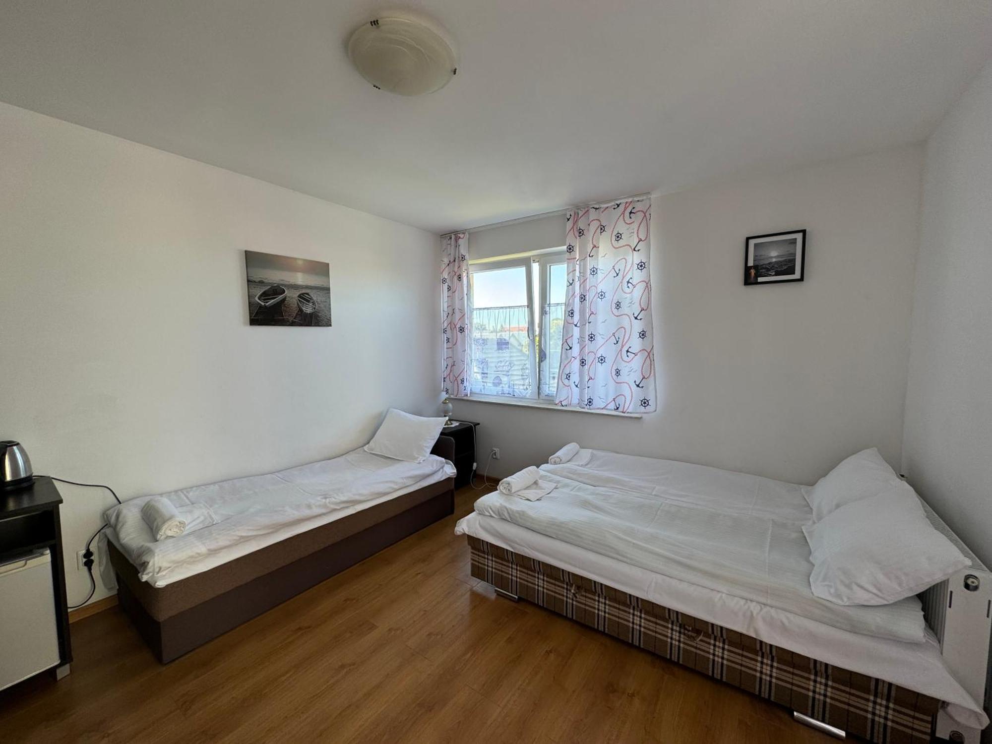 Hotel Sloneczny Brzeg Jarosławiec Exterior foto
